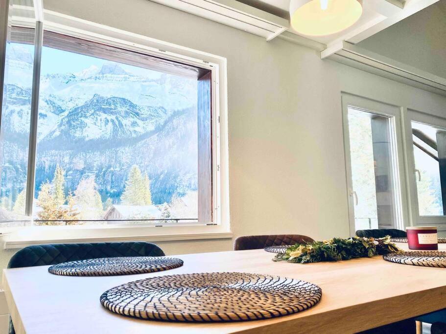 Unique Penthouse With Gallery And Mountain View Кандерштег Екстер'єр фото